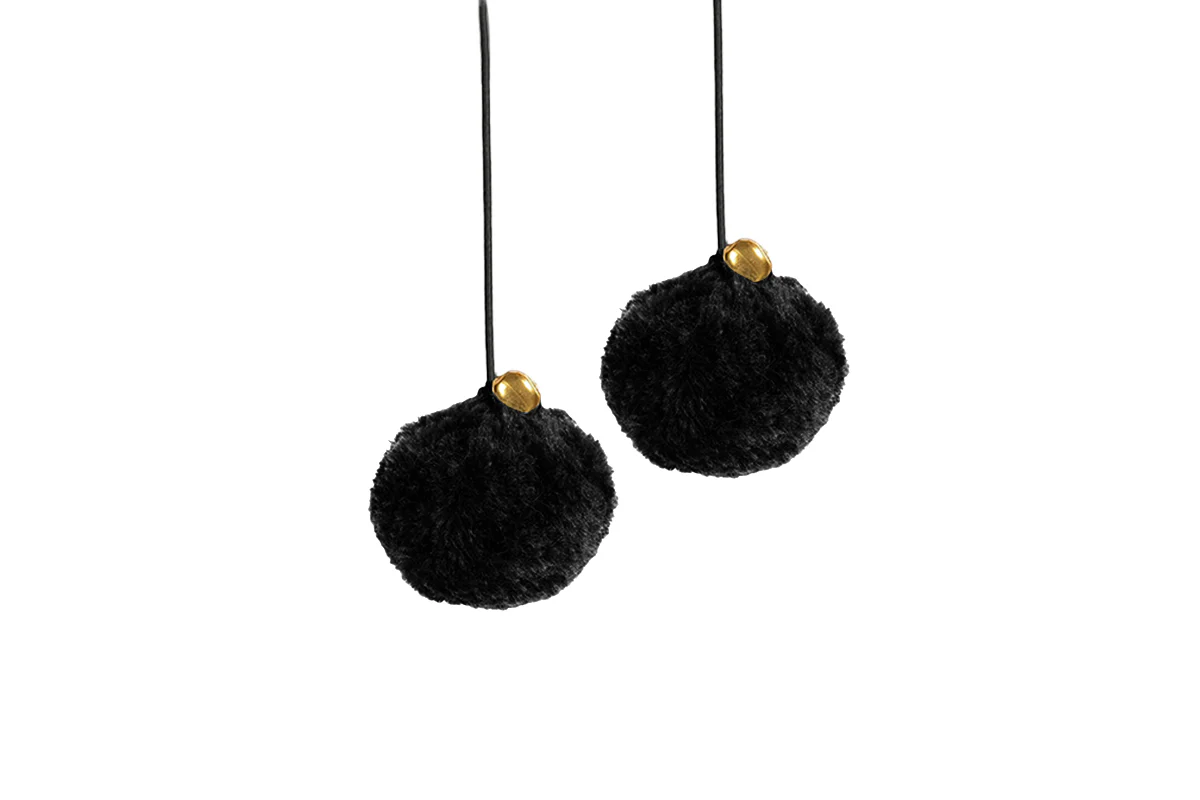 Pom-Pom Balls (Set of 2) - Image 28