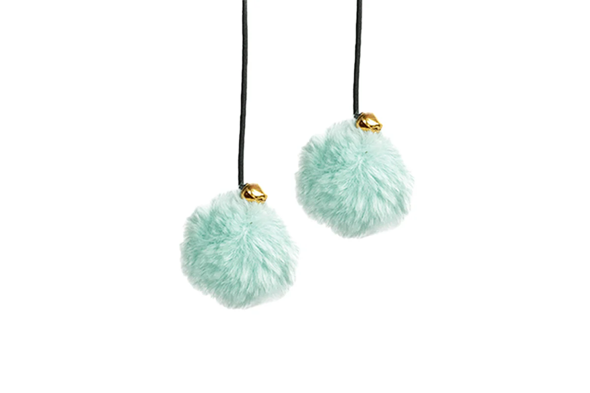 Pom-Pom Balls (Set of 2) - Image 4